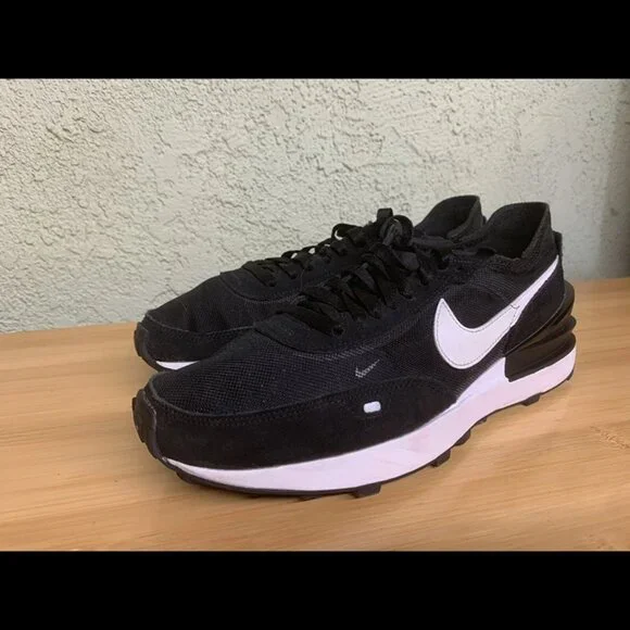 Nike Waffle One Womens Size 9 Running Sneaker‎ Shoes DC2533 001 Black White - Picture 5 of 11